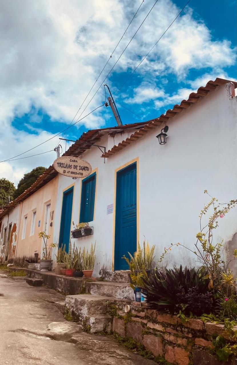 Casa Trilhas De Igatu - Chapada Diamantina - Bahia Bed & Breakfast Exterior photo